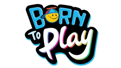 Juguetes innovadores de Born To Play con contenido de video familiar creado por Stevin John